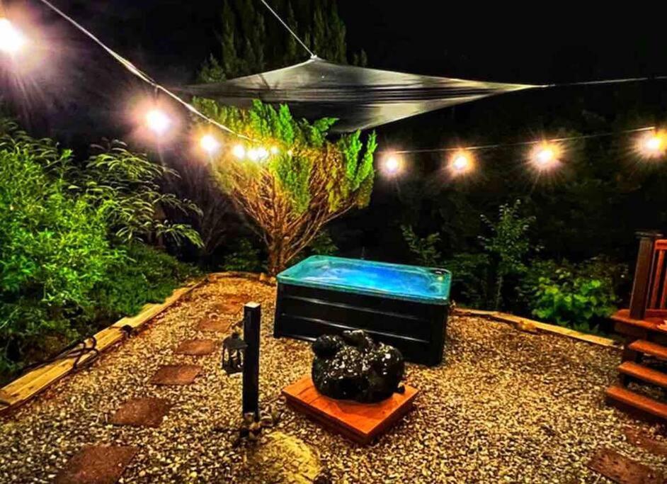 Tiny House, Wifi,hot Tub,secluded